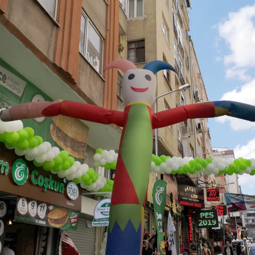 Airdancer Joker Clown Inflatable24.com by Inflatable24.com