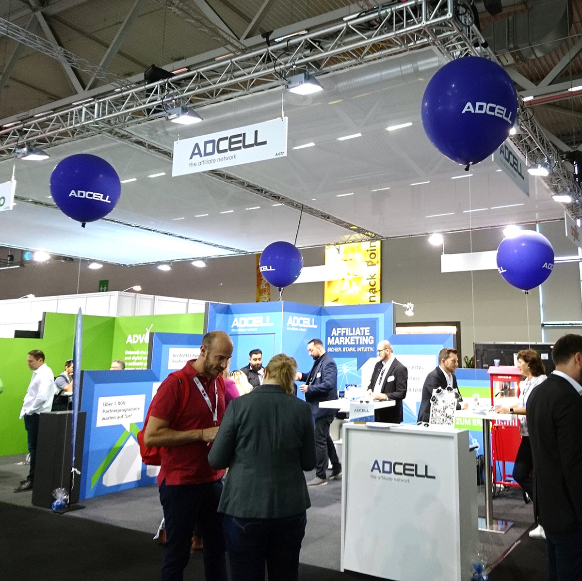 Giant latex advertising balloon with printed logo - double-sided/single-color - 50 cm to 2 m (20 in to 6.5 ft) Deutsche Inflatable 1 m - 3.5 ft - 530l 5 pcs by Inflatable24.com