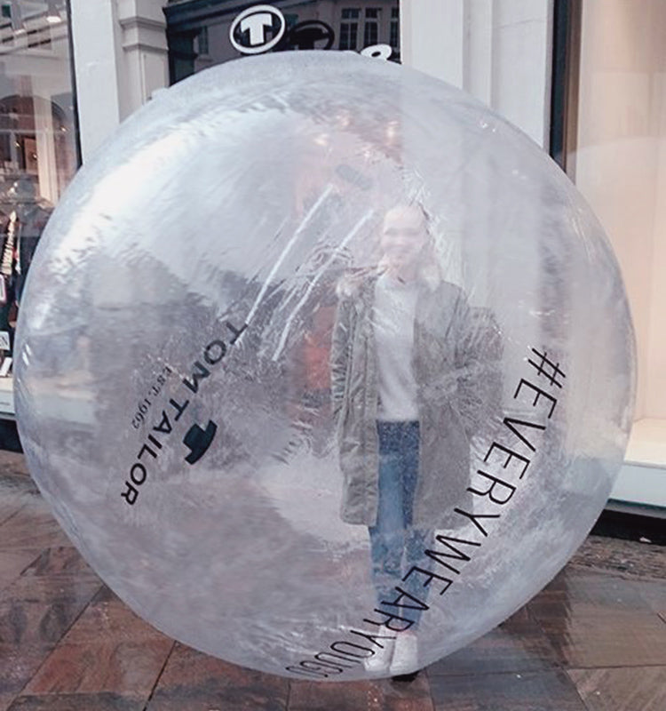 Crowdsurfing Ball Artistik!Ball - original by Lauf!Ball Mansurfing ball Deutsche Inflatable by Inflatable24.com