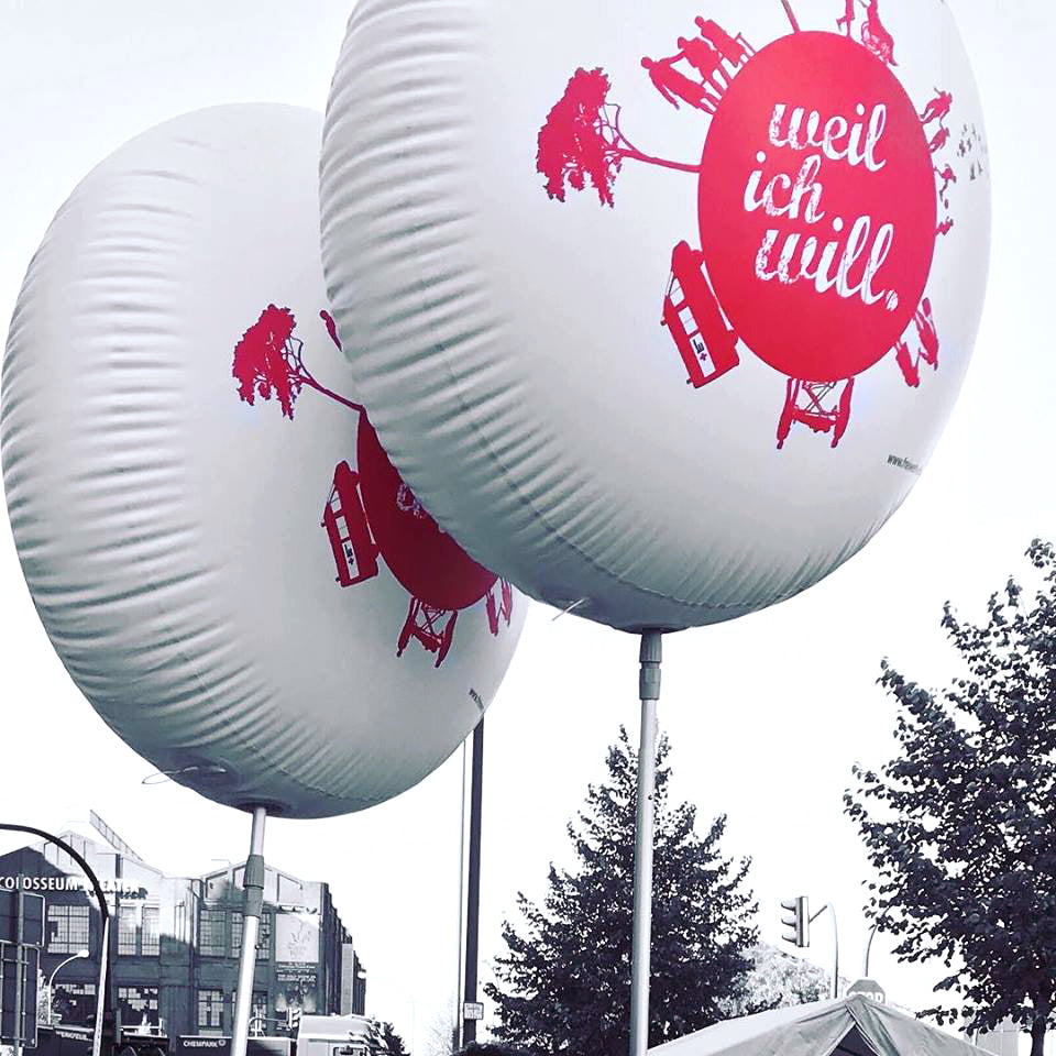 Promoballoon Inflatable24.com by Inflatable24.com